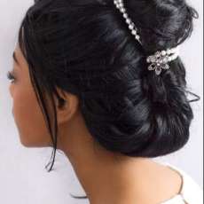Pearl Hair Band With U-Pin Updo