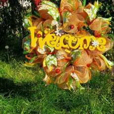 PURR DEE Wreaths and Thangs LLC