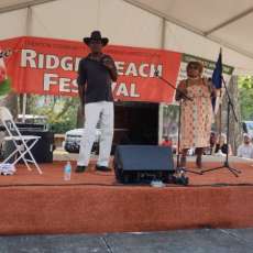 DJ Cluv Featuring Beverly