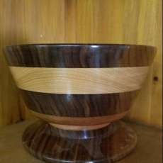 Hand Turned Bowl (Mahogany/Maple)