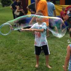Mega Bubbler at a Fair