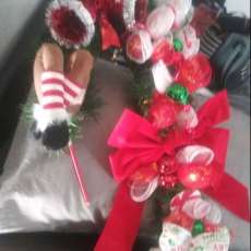 Candy Cane Wreath