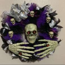 Halloween Skull Wreath