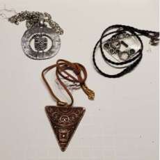 Men & Woman Necklaces