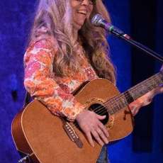 Carla Ulbrich Live 3