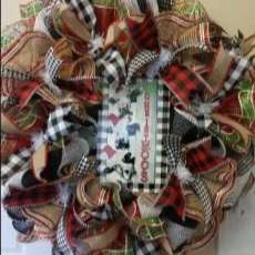 Merry Christmoos Wreath