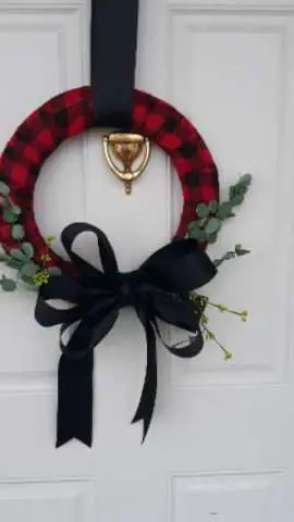 Buffalo Red Flannel Wreath.