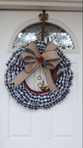 Flannel Wreath With Bells