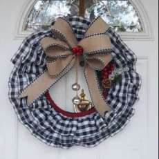 Flannel Wreath With Bells