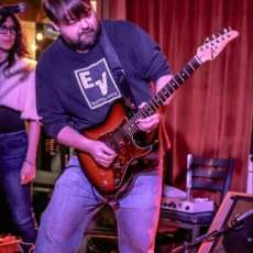 Brightshine Lead Guitarist Pete Sawyer