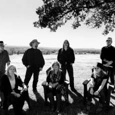 Never Backing Down Band