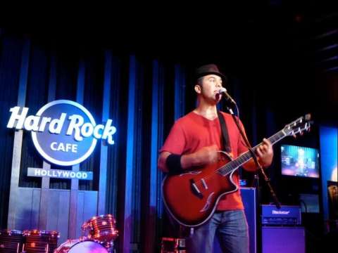 Live at Hard Rock Cafe, Hollywood