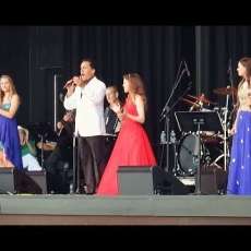 Anastasia Lee & Tre Principesse Performing W/Sicilian Tenors
