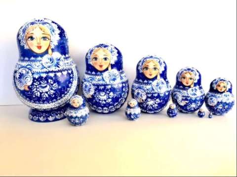 Traditional 10 Peace's Nesting Dolls