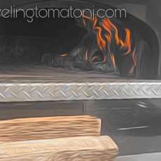 Traveling Tomato Wood-Fired Pizza