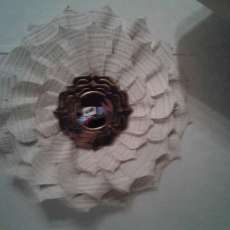 Hymnal Flower With Mirror