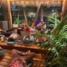 Kirtan YOGA