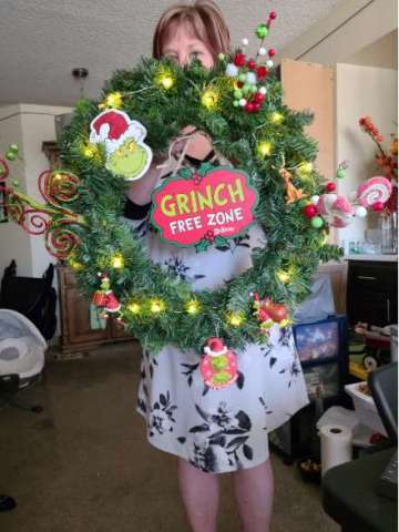 Grinch Wreath