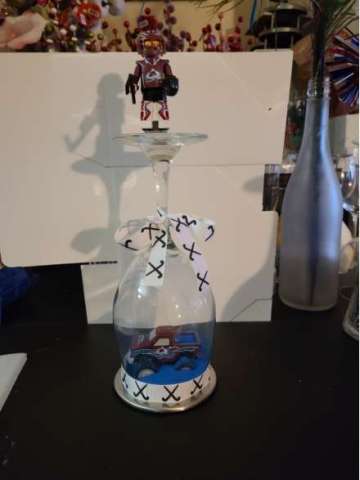 Hockey Wine Glass