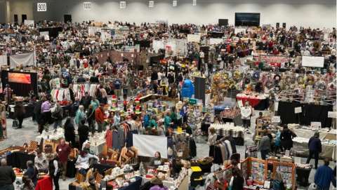 Resch Expo Holiday Gift and Craft Show - November