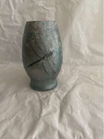 7 Inch Decoupage Vase746 Bqck of 747