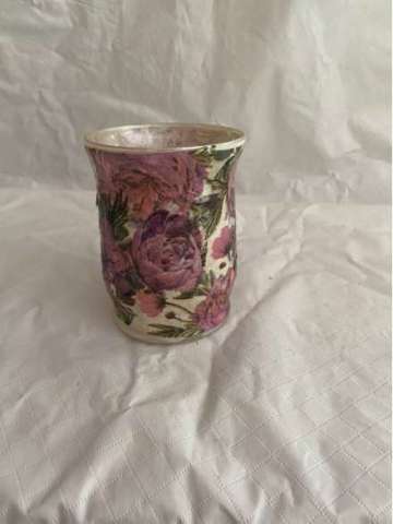 7 Inch Decoupage Vase 744 Back of 745