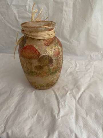 7 Inch Decoupage Vase 734