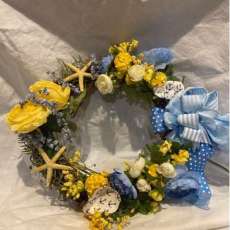 12 Inch Grapevine Wereath With Starfish and Decoupage Shells