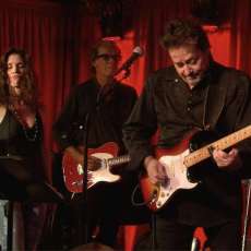 Tom MacLear Slide Guitar at Its Best