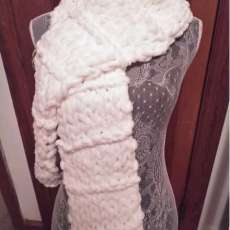 Loop Yarn Scarf