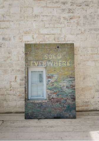 Sold Everwhere Mockup