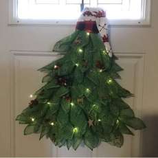 Burlap Christmas Tree Wreath