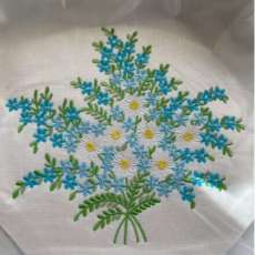 Daisies and Forget Me Knots