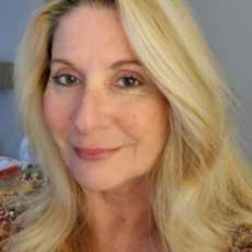 Artist Karen Crowder