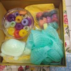 Fruit Loop Gift Box