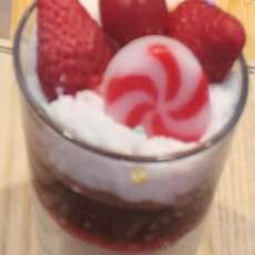 Peppermint and Strawberry Christmas Candle