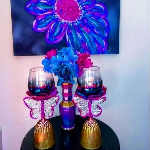 Beautiful Upside Down Wine Glass Candle Holders With Matching Vase and Matching Wall Hanging