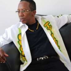 Uncle Ty-Rone Ready For the Stage