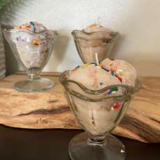 Vanilla Ice Cream Candle