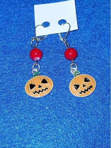 Reminder of Halloween & Christmas Earrings are up on my Site