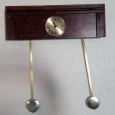 Lg Chasing Time Clock