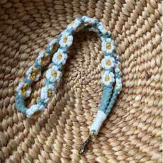 Daisy Lanyard