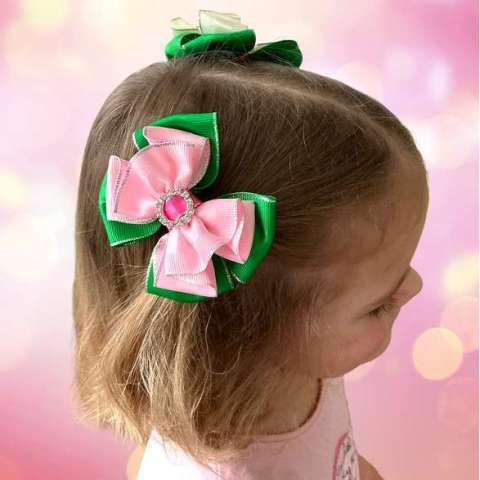 My hobby is to make every girl a star so that she shines brighter and brighter. Good ideas for stylish bows.100% handmade.