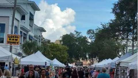 Safety Harbor Holiday Arts and Crafts Show