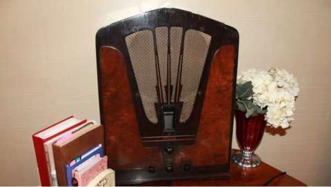 Vintage Radio Fall Swapmeet