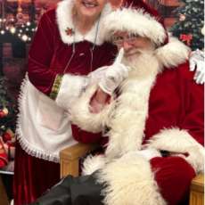 Saint Louis Mrs. Claus & Santa