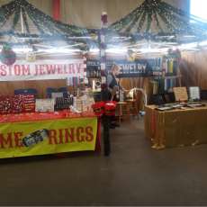 Holiday Market Walker County