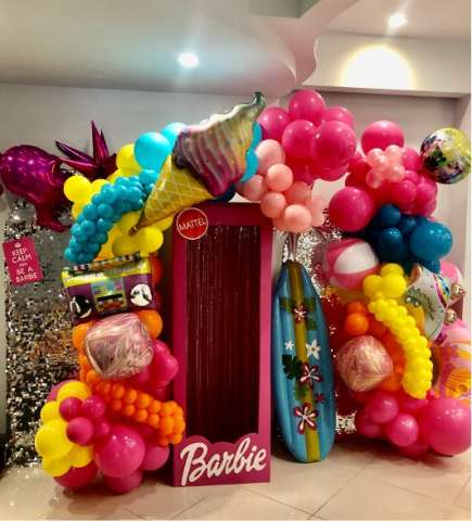 Barbie Box With Balloons