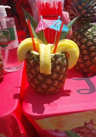 Pineapple Lemonade Drink