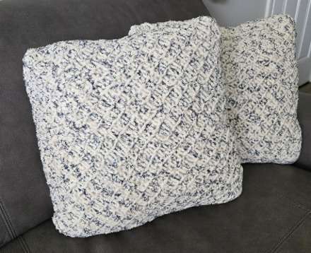 Knit Throw Pillow Accents